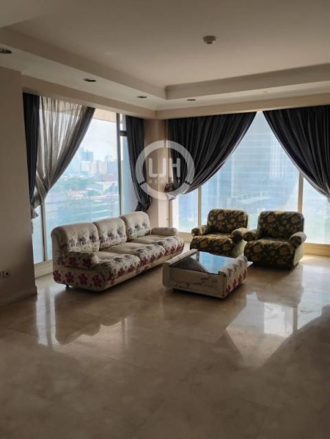 Apartemen Istana Sahid 3 BR , Full Furnished , Private Parkir , View Pool di Tanah Abang - Jakarta Pusat 