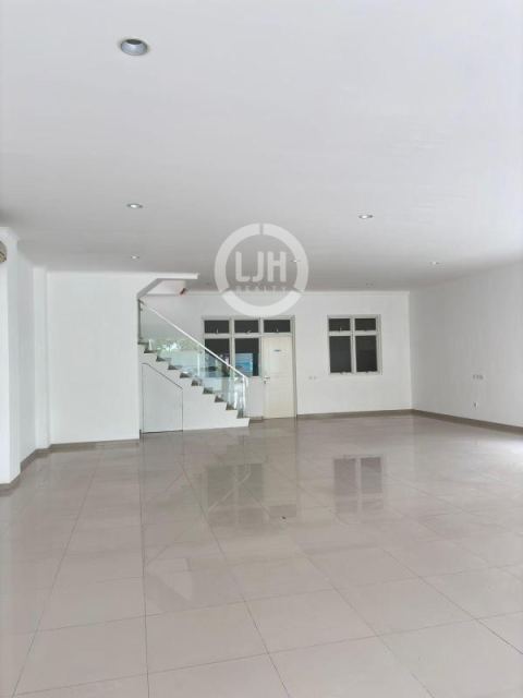 Ruko cocok usaha Graha Padma Semarang Barat – 10758