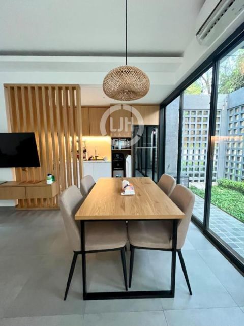 Rumah 2 Lantai Bangunan Mandiri Cluster Azura House Vanya Park - BSD City