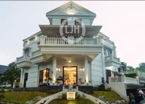 Dijual rumah vineyard the green bsd city