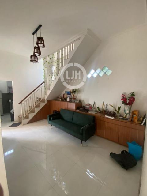 Rumah Siap Huni Di Jl Puri Sentosa, Tangsel