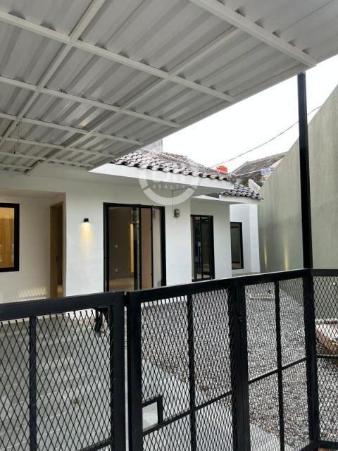 Dijual Rumah Nusa Loka BSD City