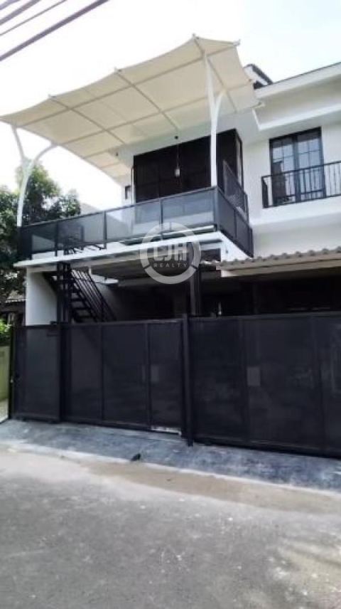 Dijual Rumah BAru Griya Loka Sektor 1.5 BSD City