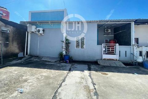 Dijual Rumah di Tiban Mas Indah, Tiban