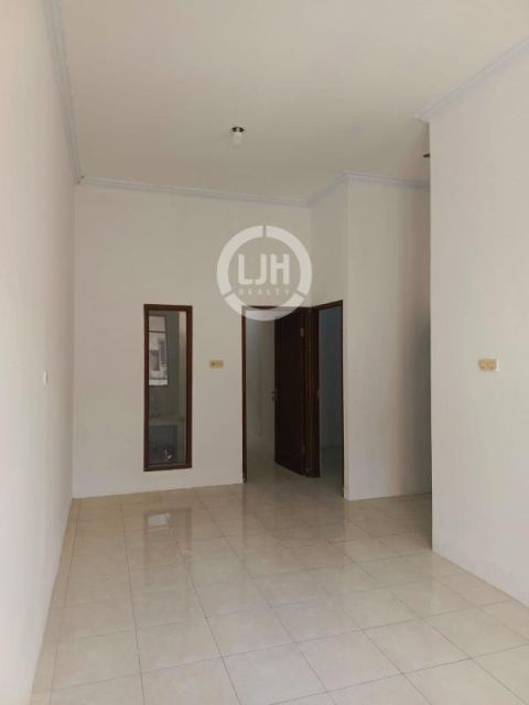 Rumah siap huni di Fatmawati Cluster