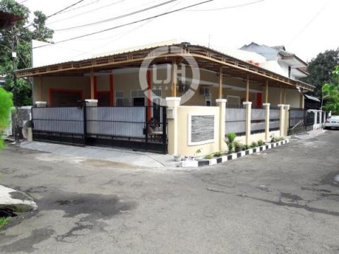 Dijual Rumah Hook Luas dan Siap Huni di Klender Jakarta 