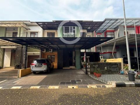 Rumah Cluster West Esplanade 2 Lantai, Luas 250M2, Kamar 3+1, SHM, bisa KPR, Dekat dengan Mall Living World, Akses Langsung Tol Tambun Grand Wisata Bekasi