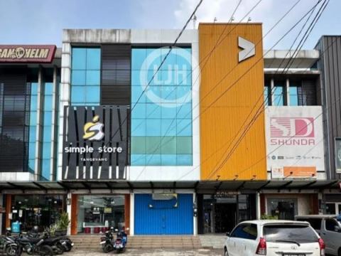 Ruko Pinggir Jalan Siap Huni di Pinang Tangerang