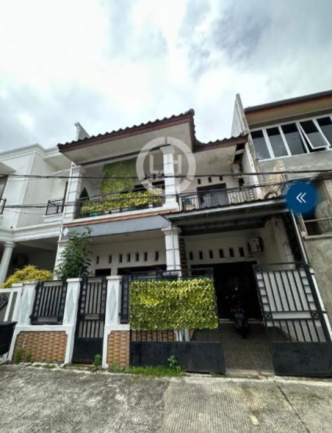 Dijual Rumah Murah 2 Lantai Dalam Cluster di Cipayung Jakarta Timur