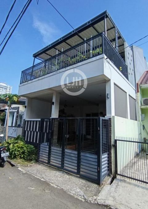 Dijual Rumah 2 Lantai Serpong Park 2 Tangerang Selatan