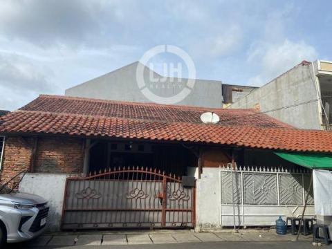 Rumah Tua Lokasi Cocok Untuk Bangun Kost, Ruko dan Kantor, Tomang Jakarta Barat 