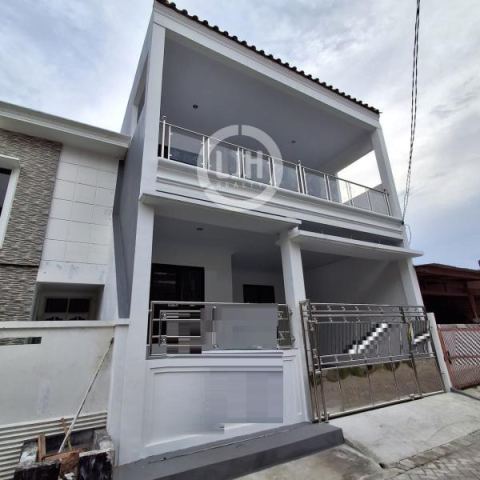 Jual cepat rumah baru di Harapan indah dekat toll bekasi barat (D0014)