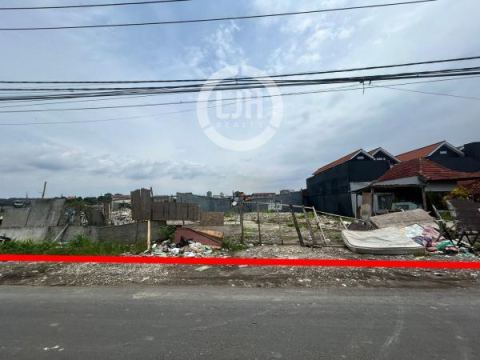Land With Beautiful River View at Pemogan, Flat Land Contour and Located In Residential Area, Close to Sunset Road and Mall Bali Galeria