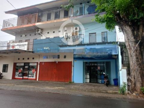 Disewakan Ruko 3 Lantai di Duren Sawit Jakarta