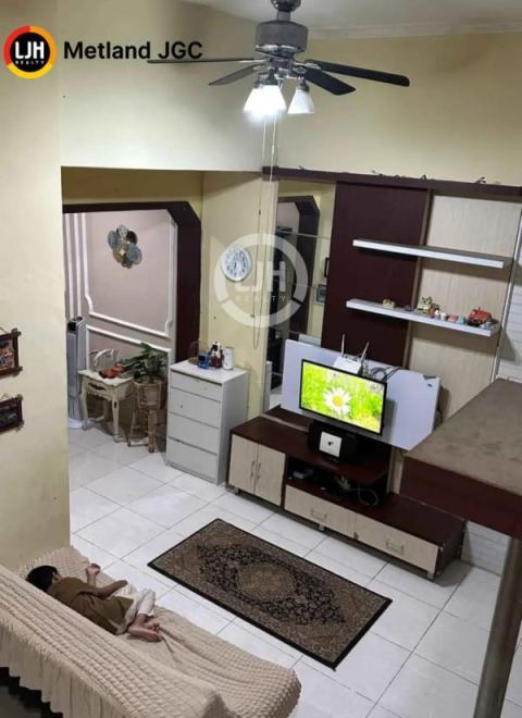 Rumah 2 Lantai luas 96 dalam Cluster Metland Menteng, Cakung