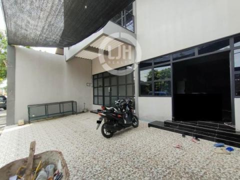 Rumah siap huni di Pondok Indraprasta
