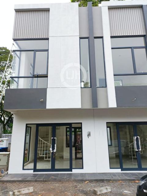 Dujual Ruko Golden Madrid X BSD City 2 Lantai Hoek