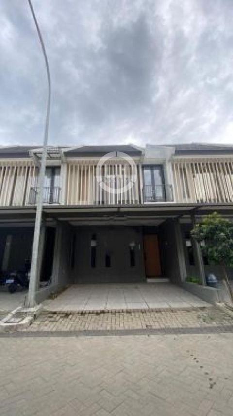 Rumah Cluster Z Living 3 Lantai, Luas Tanah 88M2, Kamar Tidur 3, Carpot 2 Mobil, Akses Langsung Tol Tambun, 700M Dari Mall Living World Grand Wisata Tambun Bekasi