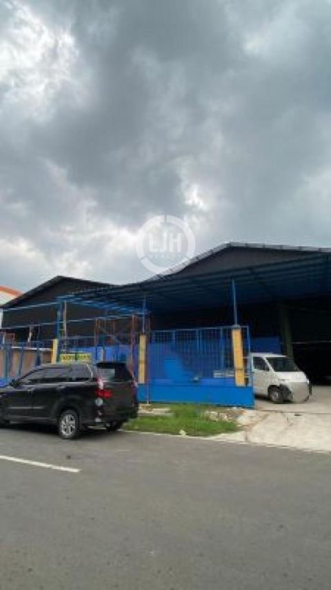 Gudang Luas Tanah 465M2, Siap Pakai, di Kawasan Industri, Hanya 1Km Dari Pintu Tol Cikarang Pusat, Greenland Deltamas Cikarang