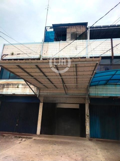Ruko Siap Pakai Lokasi Strategis Di Bekasi.