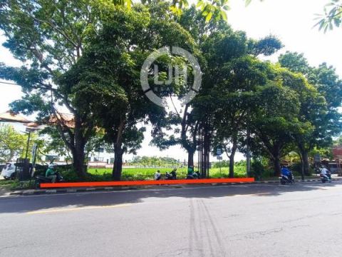 Land for sale in Kapal, Mengwi, located on the main road, in front of Mangusada Badung Hospital, suitable for investment.