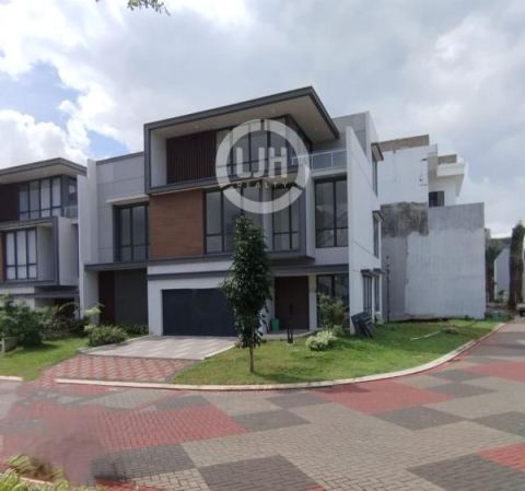 Rumah Minimalis 3 Lantai di Cluster Baru Kota Wisata Cibubur