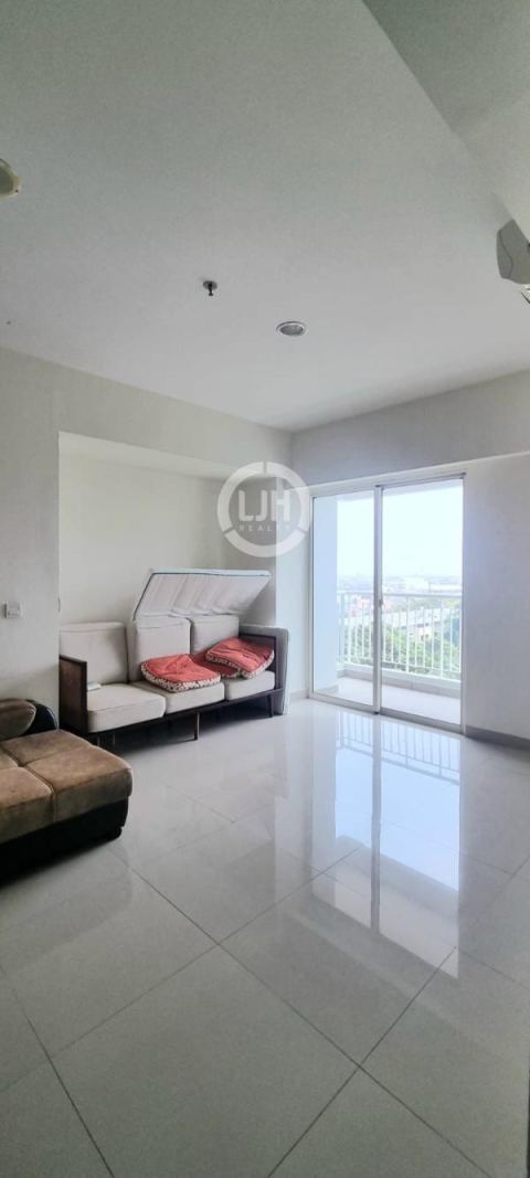 Apartemen View Swimming Pool di Sherwood, Kelapa Gading, Jakarta Utara