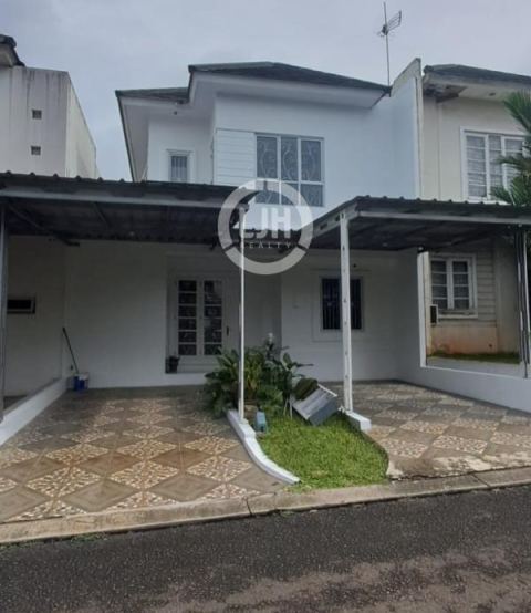 Rumah 2 Lantai Cantik di Kota Wisata Cibubur
