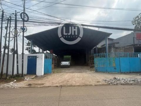 Gudang dan Workshop Jalan Raya Mustikajaya, Luas 1,590M2, Parkir Luas, SHM, Muat Container 40 Feet, bisa Kredit Bank, 2Km Dari Tol Tambun Grand Wisata Bekasi