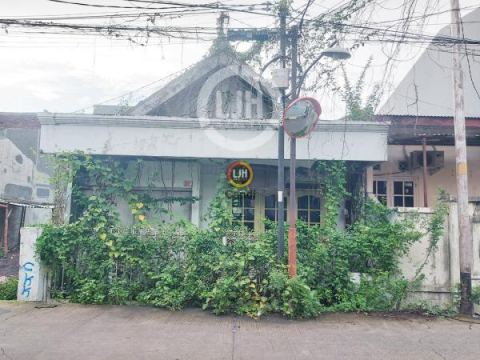 Rumah di Karang Kebon Utara Semarang
