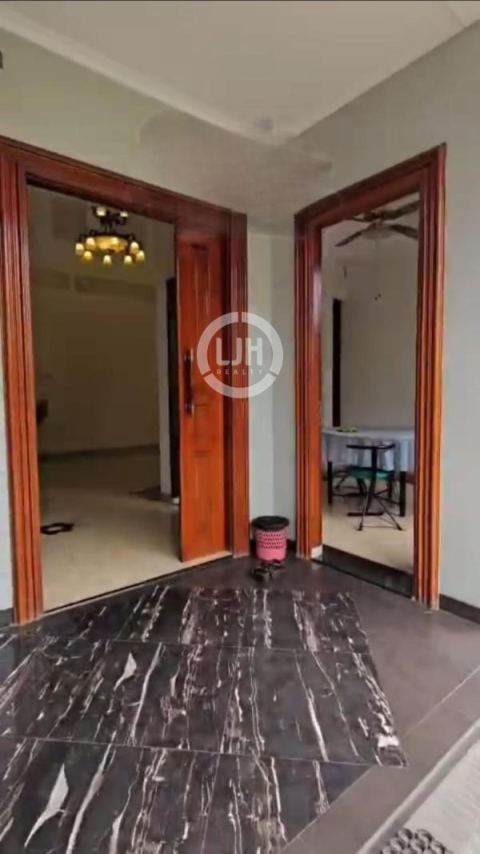 Rumah Modern 2 Lantai Siap Huni Lokasi Strategis di Kemanggisan, Jakarta Barat
