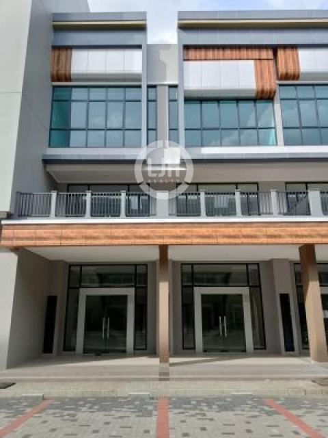 Ruko Crystal Boulevard 3 Lantai, Luas 225M2, Bebas Banjir, bisa KPR, Akses 6Km Dari Tol Bekasi Timur Summarecon Bekasi