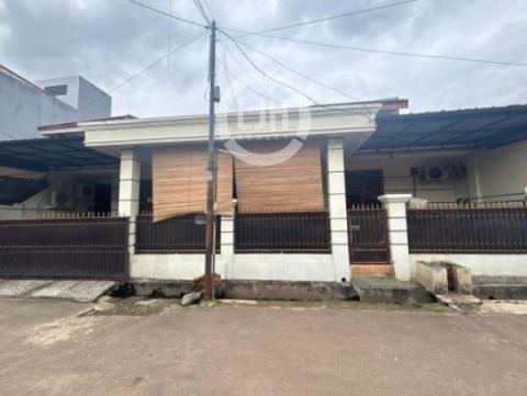 Rumah Pekayon 2 Lantai, Luas 160M2, Kamar 5, SHM, Bebas Banjir, bisa KPR, 6Km Dari Tol Bekasi Timur Pekayon Jaya Kota Bekasi