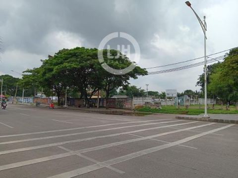 Kesempatan Langka! Kavling Pinggir Jalan di Kelapa Gading, Jakarta Utara