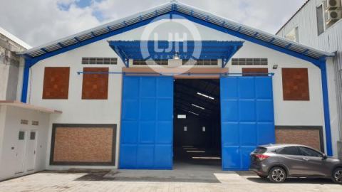 Warehouse for rent in premium area at Teuku Umar Barat, good access close to Seminyak and Kerobokan area