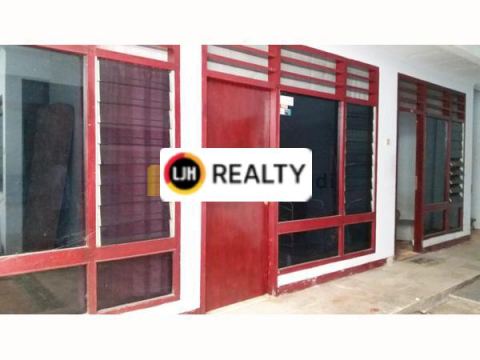 Rumah Lama di Tembalang Baru