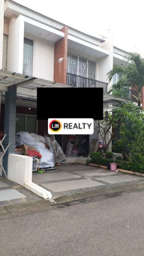 Rumah Di Riviera Garden Dijual