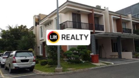 Rumah Di Riviera Garden Dijual
