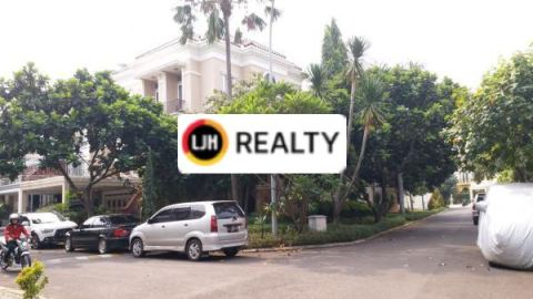 Rumah Di Royal Gading Mansion Dijual