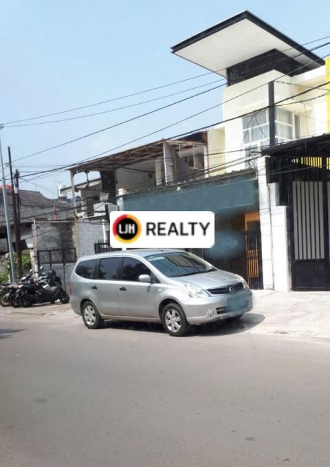 Rumah Di Kelapa Gading Dijual