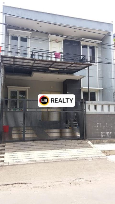 Rumah Di Gading Asri Dijual