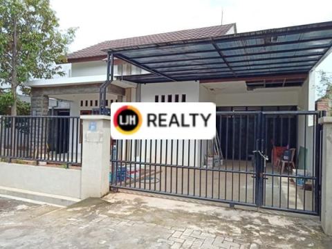 Rumah di Candi Penataran Utara Kalipancur Semarang