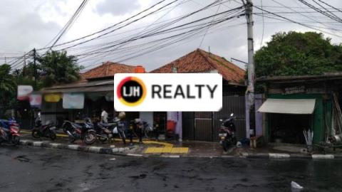 RUMAH JALAN BEKASI TIMUR AREA JATINEGARA JAKARTA TIMUR