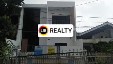 RUMAH FURNISHED DI KELAPA CENGKIR TIMUR AREA KELAPA GADING