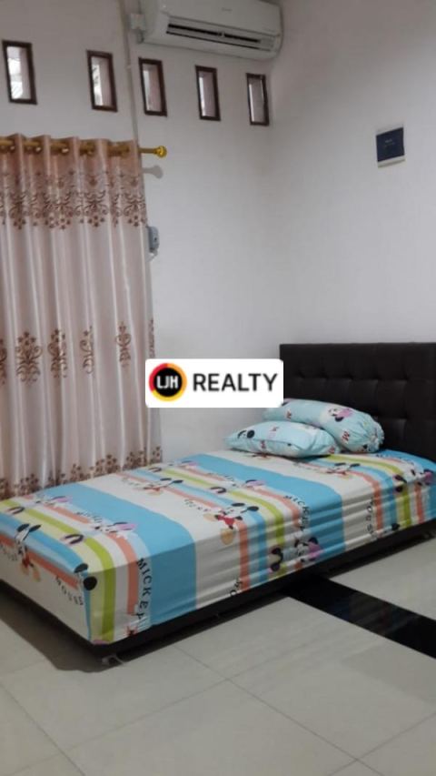 Rumah Di Jalan Merah Delima, Kelapa Gading