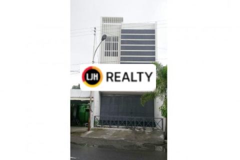 Ruko tengah kota Solo dekat Mangkunegaran