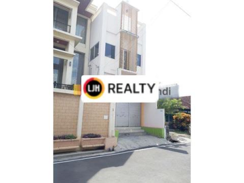 Rumah di Terbayan Utara / Lor Ungaran Jawa Tengah