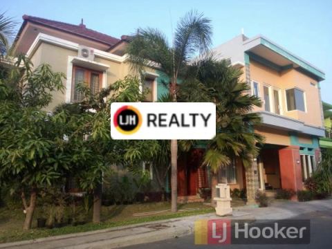 Guest House/Home Stay mewah 2 lantai