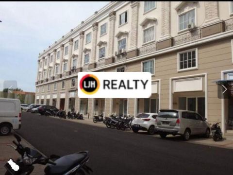 Ruko 4 Lantai Di  Cluster CBD Green Lake City, Area Tangerang