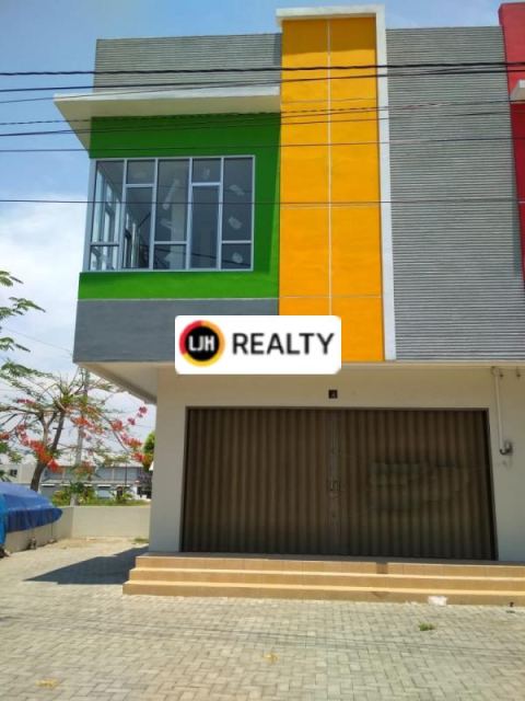 Dijual ruko 2 lt. Dekat perkantoran. Di Sukoharjo.